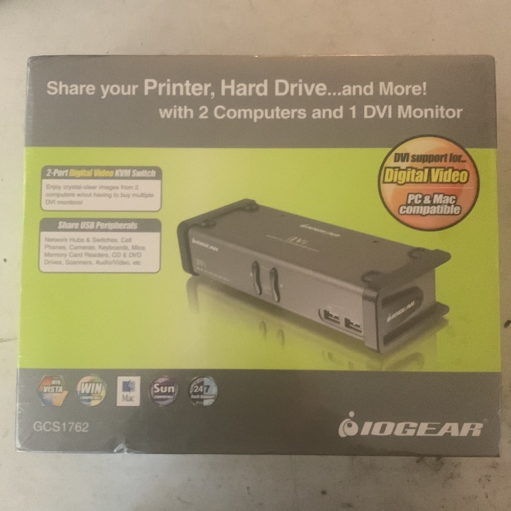 IOGEAR 2-Port DVI KVMP Switch with Audio and Cables, GCS1762 - Picture 2 of 7